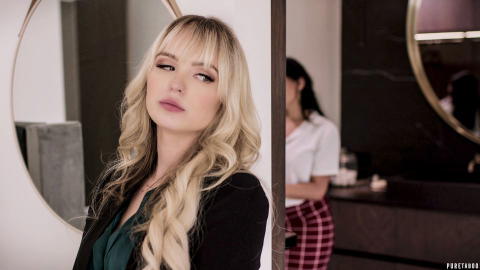 Lilly Bell - Lilly Bell Puts The Moves On A Married Man And Gets A Huge Facial! - photo 7 of 15