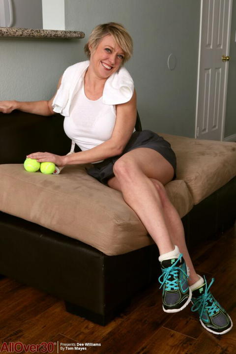 Dee Williams - Dee Williams Stripping After A Tennis Game! - photo 1 of 1