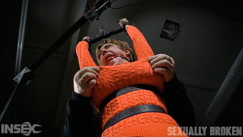 Dee Williams - Dee Williams Tied Up And Fucked By And White And Black Cock! - photo 6 of 16