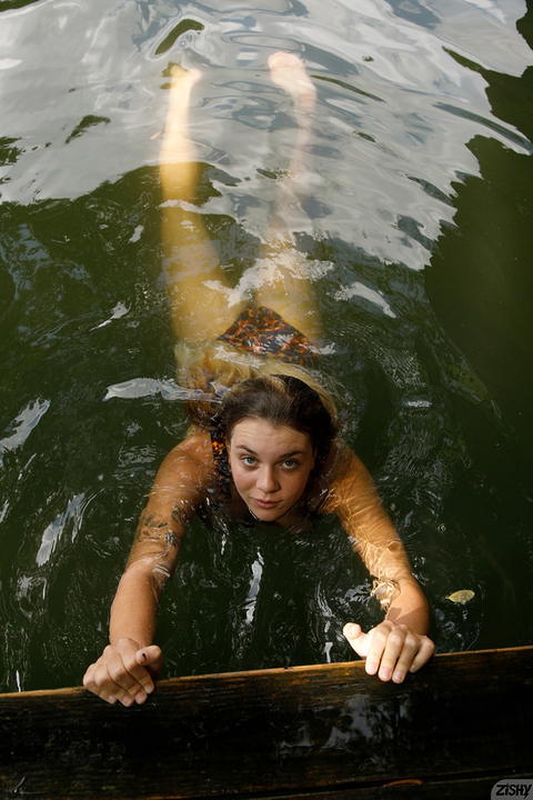 Gabbie Carter - Gabbie Carter At Goneaway Lake! - photo 1 of 1