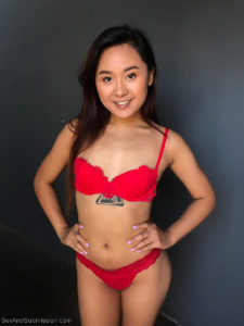 Elle Voneva Tied Up And Cumed On!