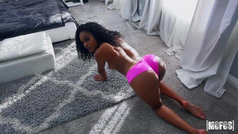 Scarlit Scandal - Scarlit Scandal Starts Off The Sex In Her Pink Bikini! - photo 8 of 24