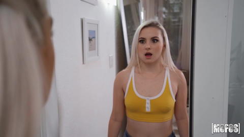 Aria Banks - Aria Banks And Abella Danger Knee Deep In Pussy All Day! - photo 1 of 1