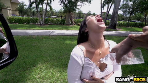 La Sirena - La Sirena Wet Shirt Leads To A Fuck In The Bang Bus! - photo 1 of 1