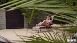 La Sirena 69 Is Fucking Charles Dera!