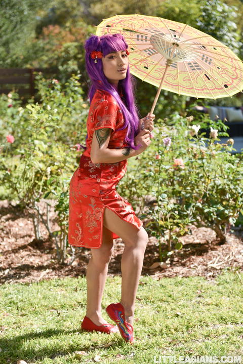 Avery Black - Avery Black In Her Little Asian Sex Pictures! - photo 1 of 1