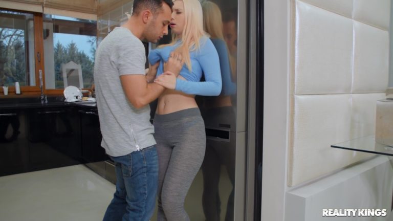 Roxy Risingstar - Roxy Risingstar Tight Yoga Pants Sex Video! - photo 1 of 1