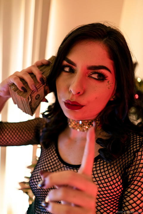 Keira Croft - Keira Croft Posing On A Stripper Pole! - photo 24 of 24