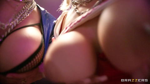 Kendra Sunderland - Skye Blue, Kendra Sunderland Threesome With Van Wylde! - photo 5 of 24