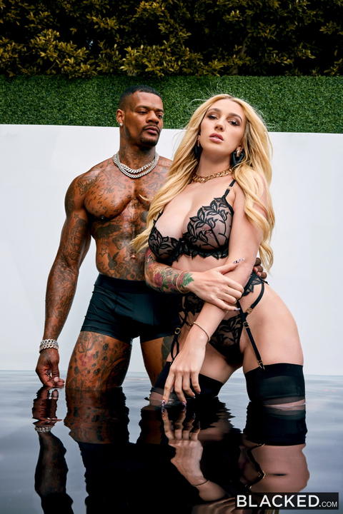Kendra Sunderland - Kendra Sunderland Is Fucking For Blacked Again! - photo 13 of 24