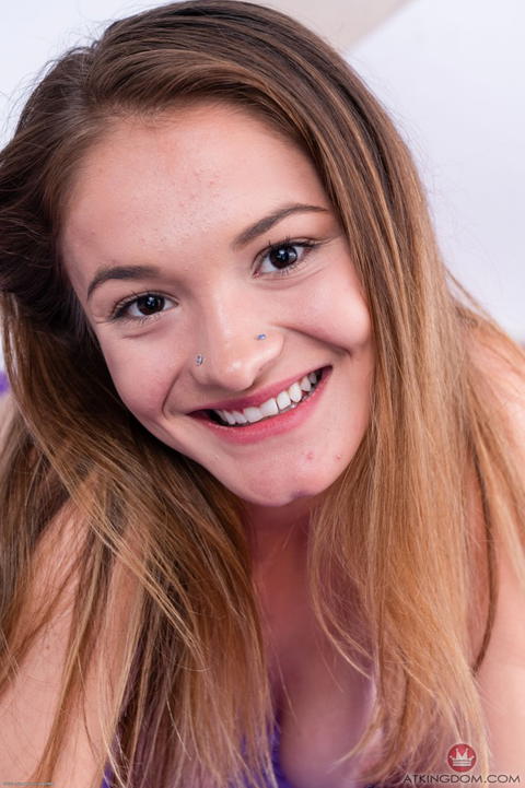 Shea Blaze - Shea Blaze Gets Herself Nude In A Hurry! - photo 13 of 19
