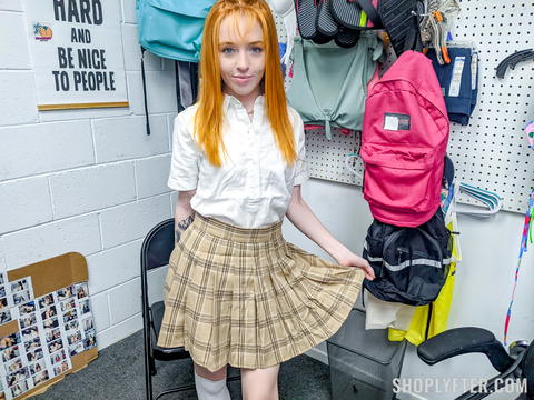 Madi Collins - Madi Collins Gets Fucked In The Security Office! - photo 1 of 1