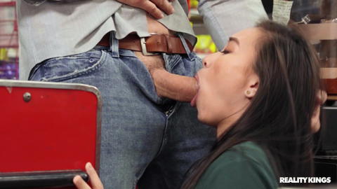 Kimmy Kimm - Kimmy Kimm Gets Fucked At The Supermarket! - photo 6 of 24