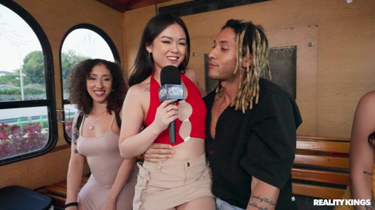 Kimmy Kimm - Lulu Chu And Kimmy Kimm’s Threesome With Derek Savage! - photo 1 of 1