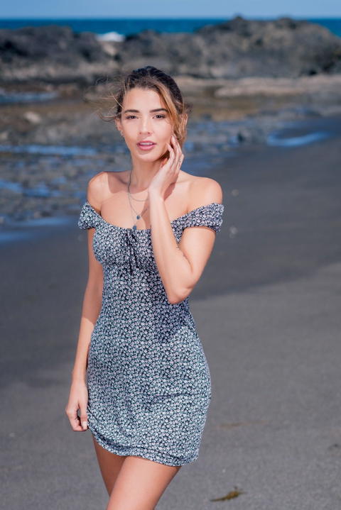 Agatha Vega - Agatha Vega At The Beach Having Sex! - photo 1 of 1