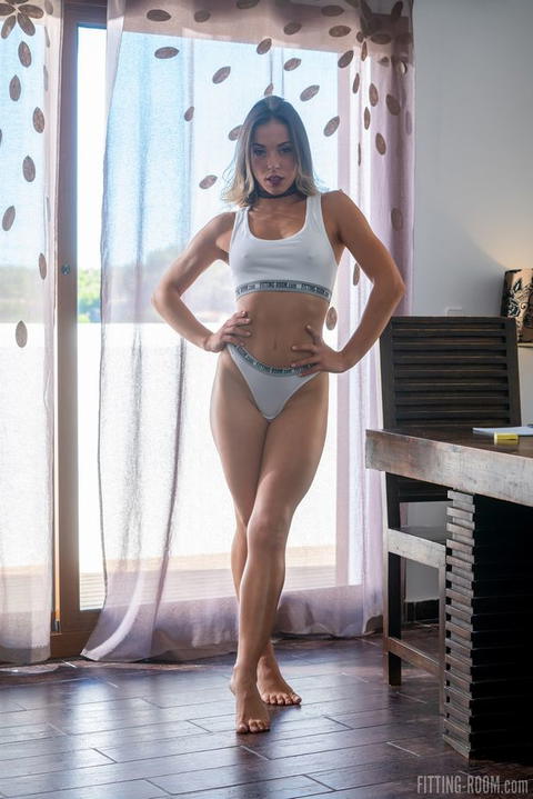 Fitting Room - Anastasia And Caomie Warm Up To Each Other! - photo 1 of 1