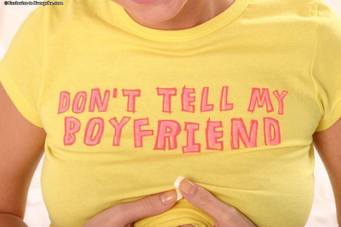 Hillary Scott Tight Shirt