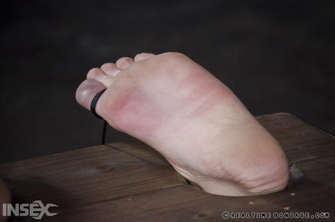 Violet Monroe - Violet Monroe Bondage Pictures From Real Time Bondage! - photo 10 of 15