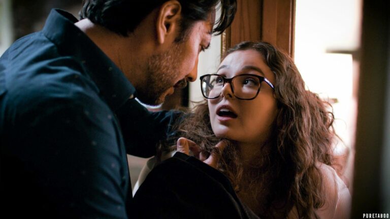 Leana Lovings - Leana Lovings In Just Her Glasses Having Sex! - photo 1 of 1