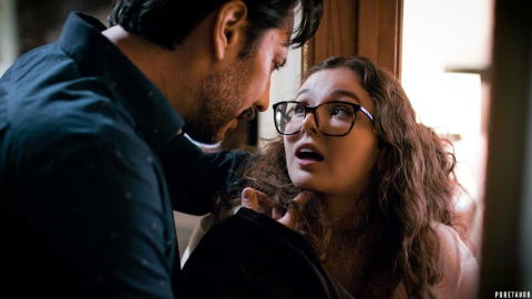 Leana Lovings - Leana Lovings In Just Her Glasses Having Sex! - photo 1 of 1
