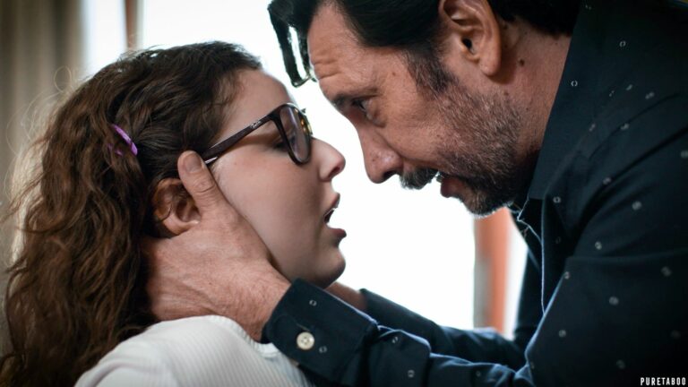 Leana Lovings - Leana Lovings In Just Her Glasses Having Sex! - photo 1 of 1