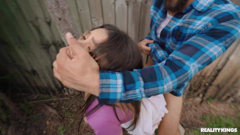 Violet Gems - Violet Gems Is Fucking A Lawn Guy! - photo 8 of 24