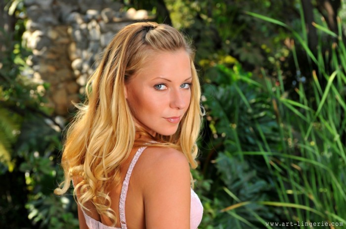 Lena Nicole Posing