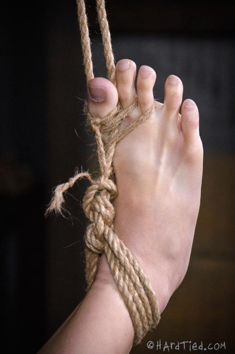 Asia Zo - Asia Zo Tied Up And Fucked With! - photo 1 of 1