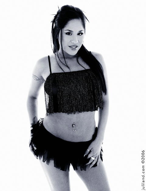 Jenaveve Jolie - Jenaveve Jolie Looking Sexy In Black And White! - photo 1 of 1