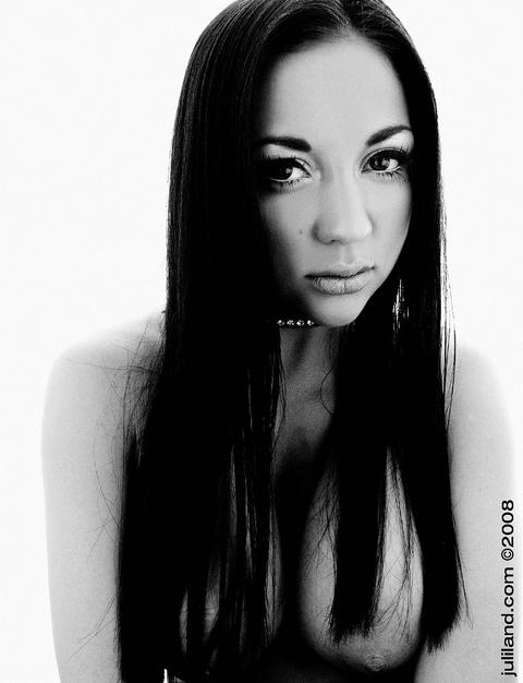 Audrey Bitoni - Audrey Bitoni Caught Teasing In Black And White! - photo 1 of 1