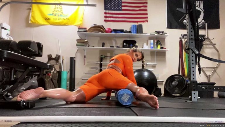 Phoenix Marie - Phoenix Marie Tears Open Her Yoga Pants And Masturbates! - photo 1 of 1