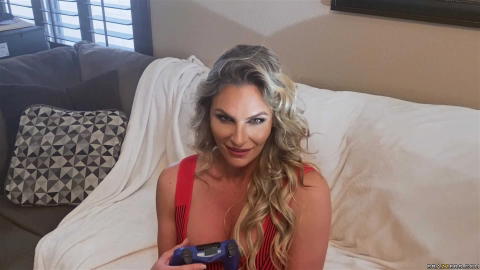 Phoenix Marie - Phoenix Marie’s Used Panties Gets Her Laid! - photo 10 of 24