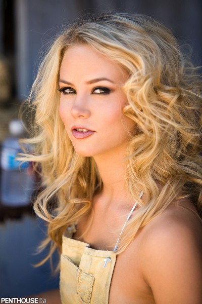 Sophia Lynn
