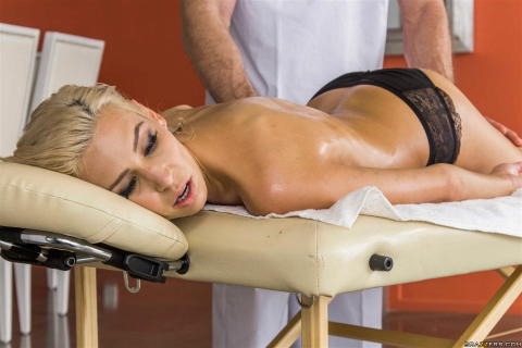 Kacey Jordan - Kacey Jordan Just A Sexy Bussiness Women Needing A Massage And The D! - photo 9 of 24