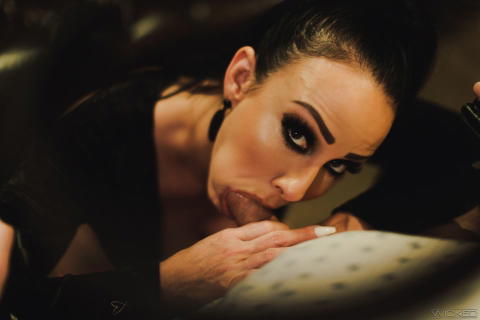 Jennifer White - Jennifer White Can Make Any Cock Feel Better! - photo 6 of 15