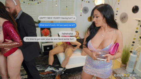 Jennifer White - Jennifer White Ends Up At A Swingers Party! - photo 5 of 24