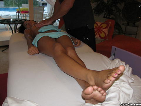 Amea Moretti - Check Out Amea Moretti Oiled Up Massage Sex Pictures! - photo 24 of 37