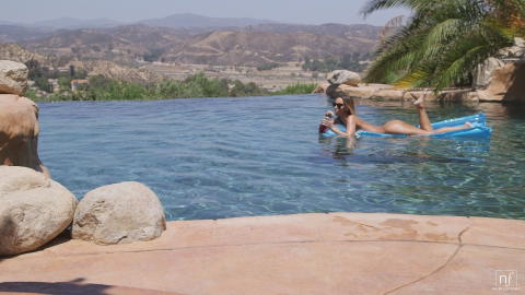 Jacia Stevens - Jacia Stevens Out In The Pool Soaking Up The Sun And A Cock! - photo 1 of 16