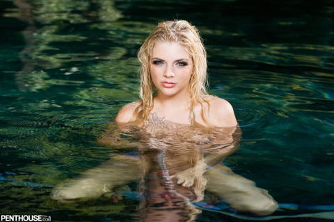 Jana Jordan - Jana Jordan All Wet In A String Bikini! - photo 17 of 24