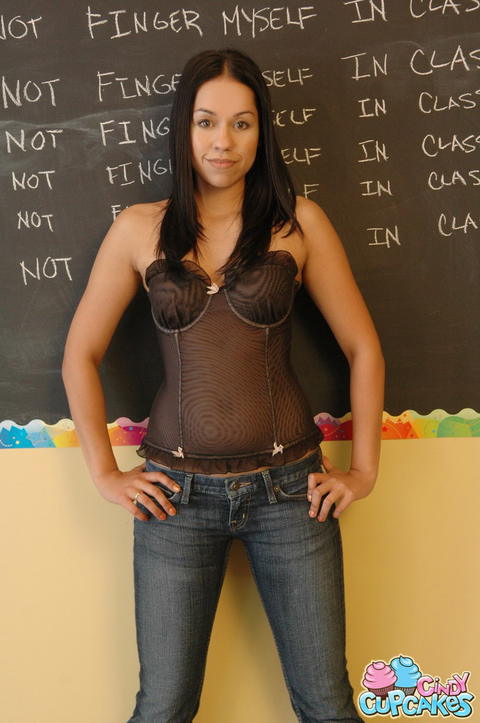 Cindy Cupcakes - Cindy Cupcakes Gets Kept In Detention! - photo 1 of 1
