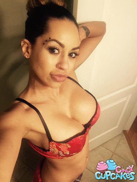 Cindy Cupcakes - Random Sexy Selfies Of Cindy Cupcakes! - photo 1 of 1