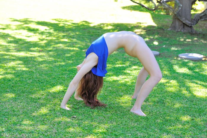 Elle Alexander Yoga