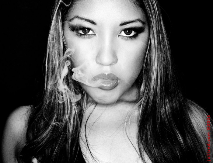 Nautica Thorn Smoking