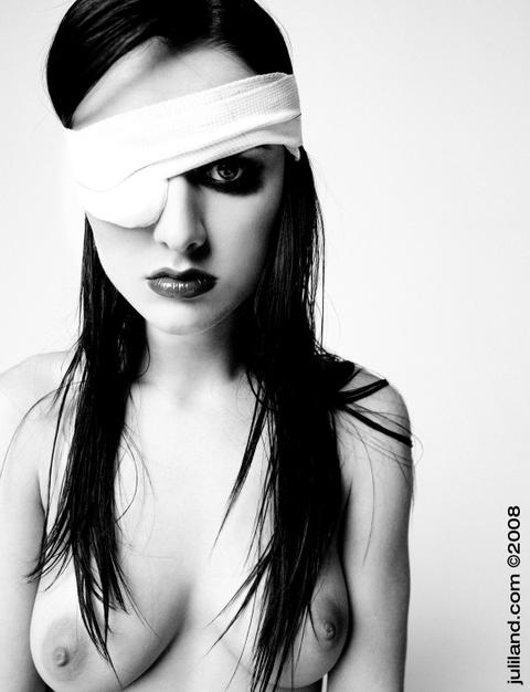 Karlie Montana - Karlie Montana Goes Punk Showing Her Pussy! - photo 1 of 1