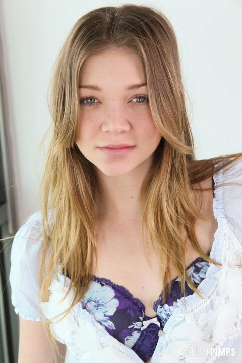 Jessie Andrews Posing
