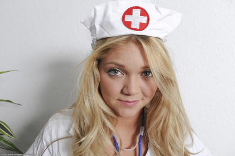 Jessie Andrews Posing
