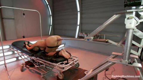 Breanne Benson - Breanne Benson Has Sex With The Fucking Machines! - photo 1 of 1