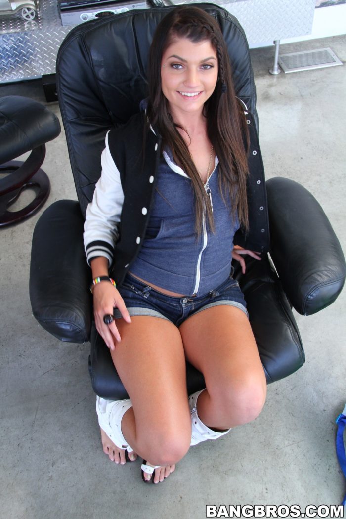 Cassandra Nix Legs