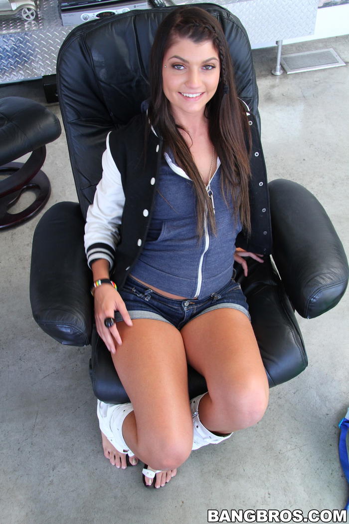 Cassandra Nix Legs
