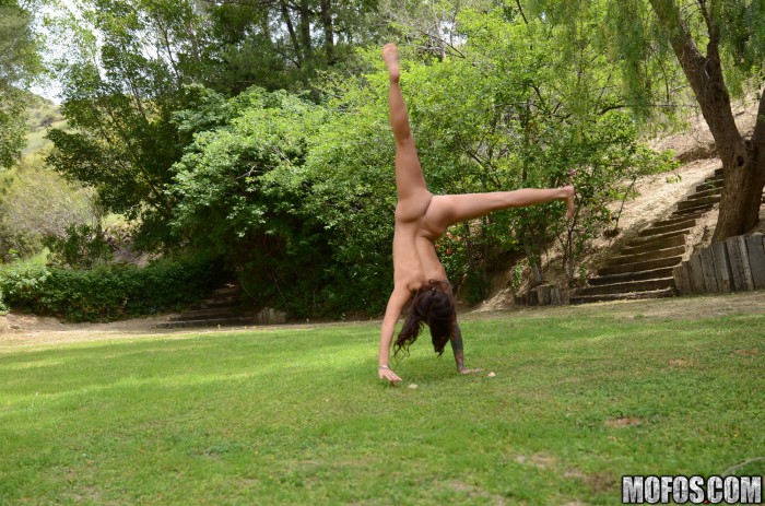 Riley Jensen Cartwheel